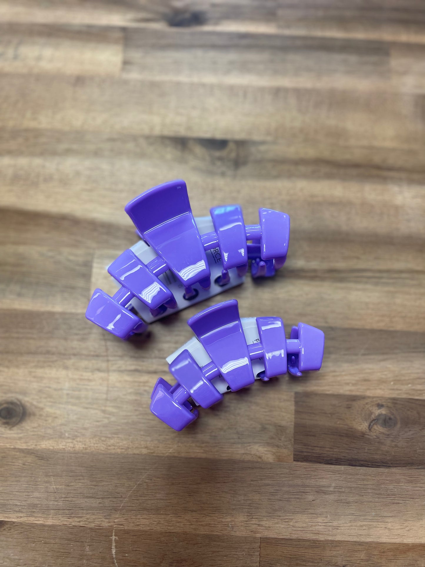 Antiqua Medium Claw Clip